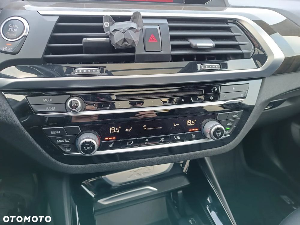 BMW X3 xDrive30i xLine sport - 35