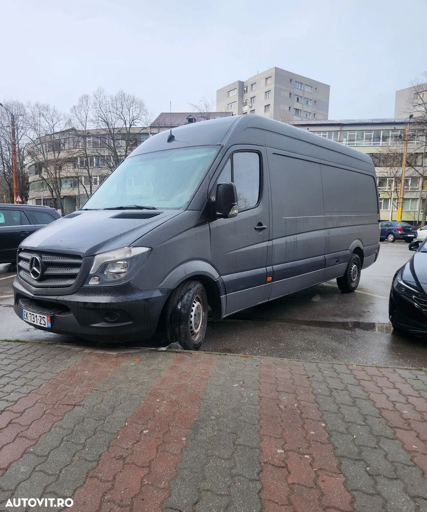 Mercedes-Benz Sprinter - 1