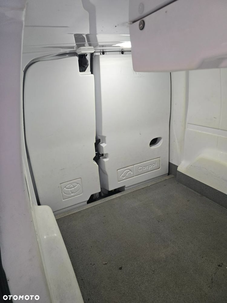 Toyota Proace City - 6