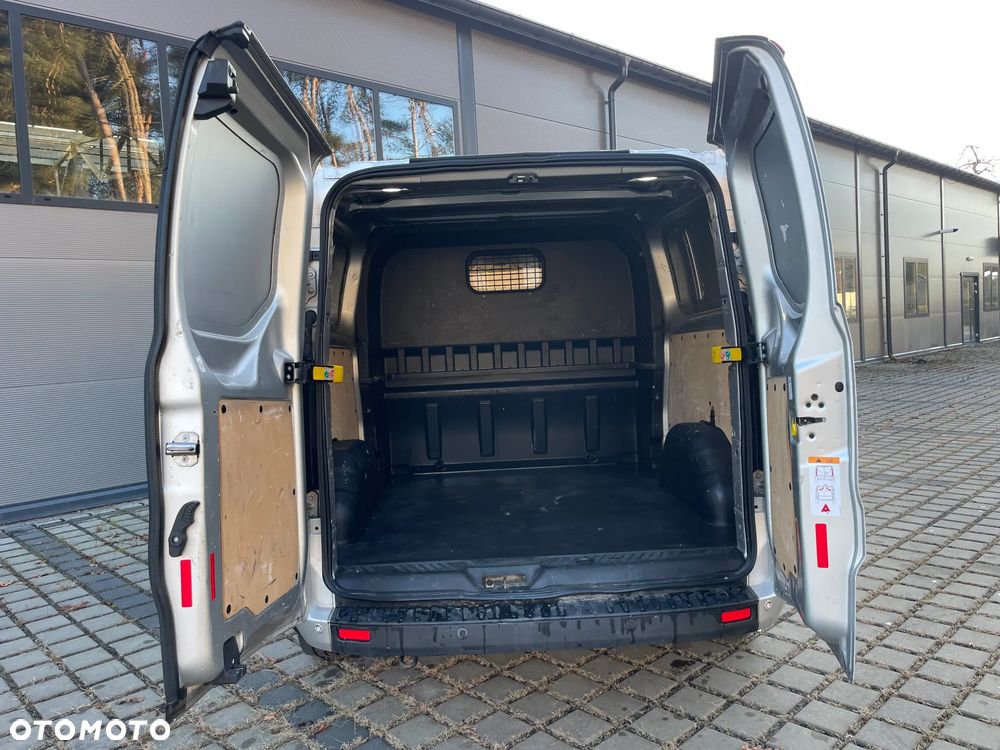 Ford Transit Custom L2H1 LKW VA Autm Limited - 18