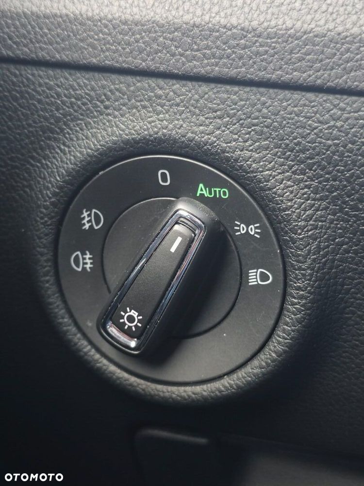 Skoda Superb 2.0 TSI Ambition DSG - 16