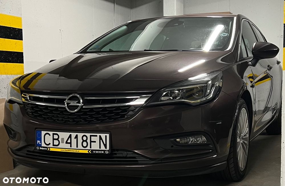 Opel Astra 1.4 T Elite - 1