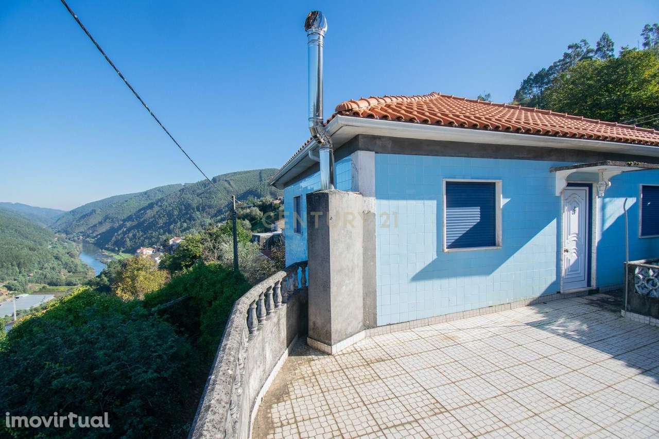 Moradia com Garagem, Palheiros - Grande imagem: 2/13