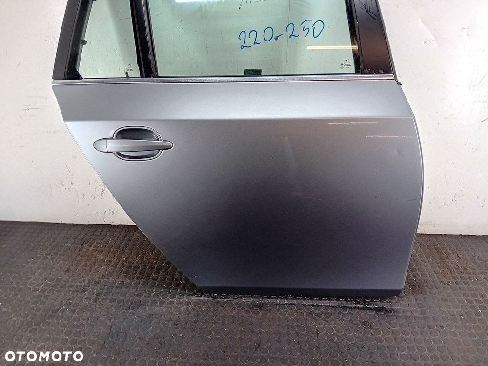DRZWI TYŁ PRAWY  BMW E61 A08 KOMBI - 10