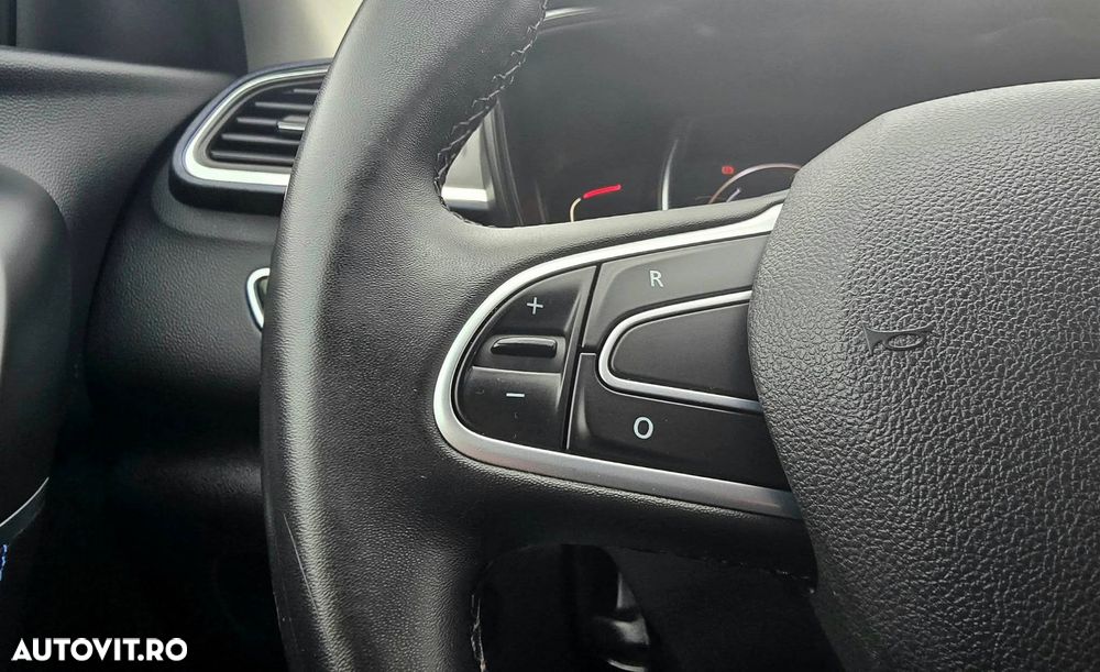 Renault Kadjar TCe 140 GPF BUSINESS EDITION - 26