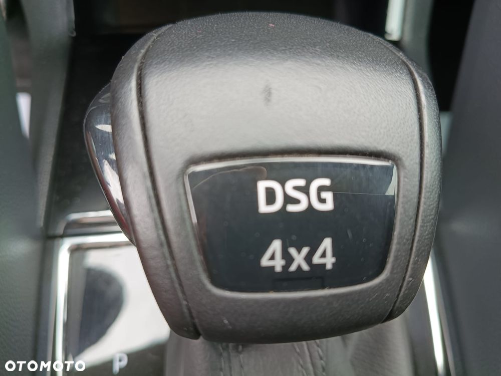 Skoda Karoq 2.0 TDI SCR 4x4 DSG Style - 26