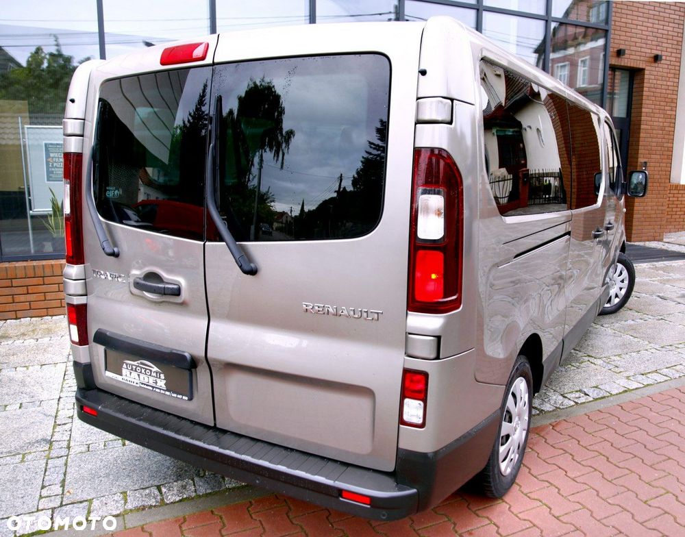 Renault Trafic Grand SpaceClass 2.0 dCi EDC - 30