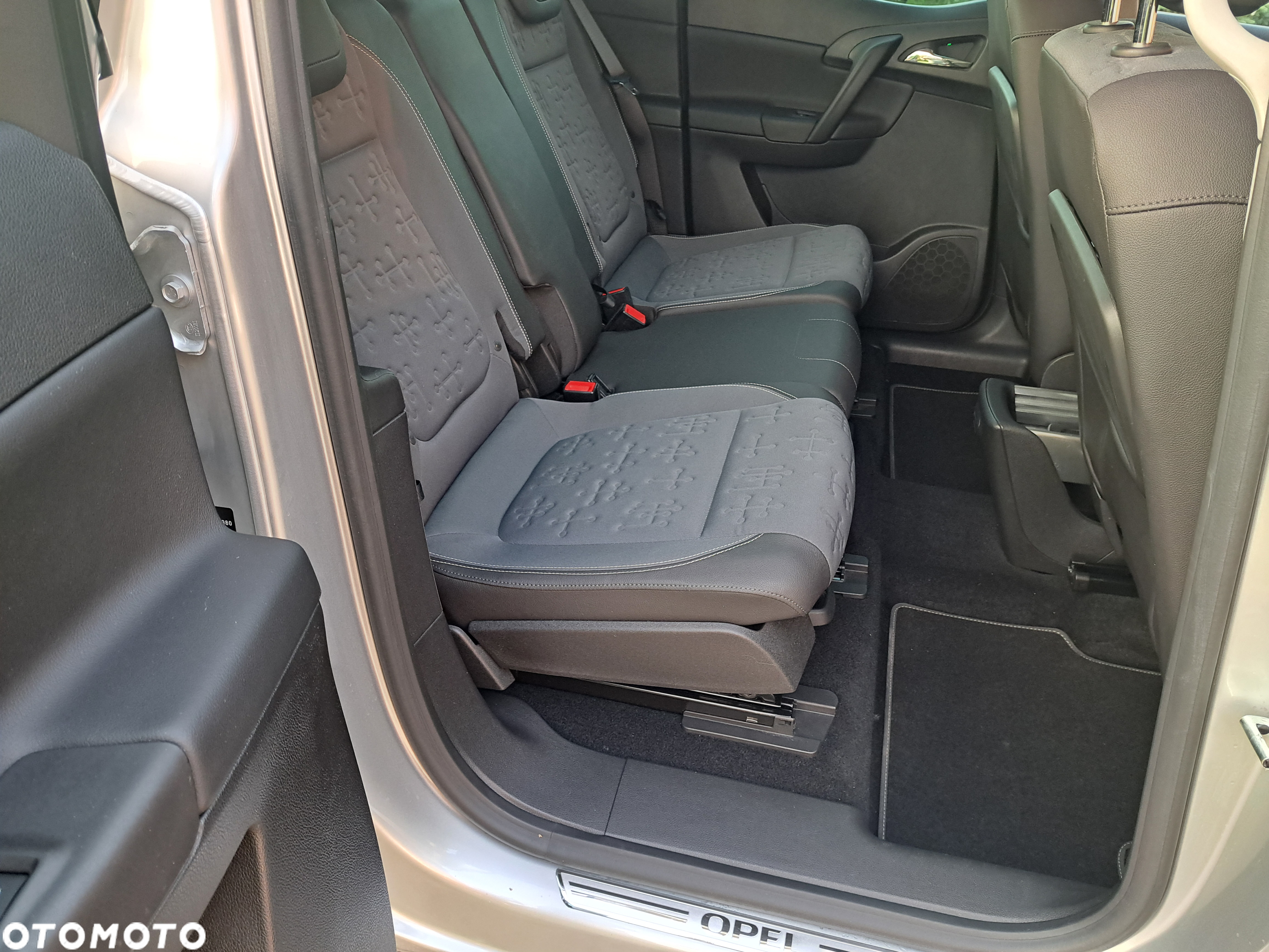 Opel Meriva 1.4 Innovation - 10