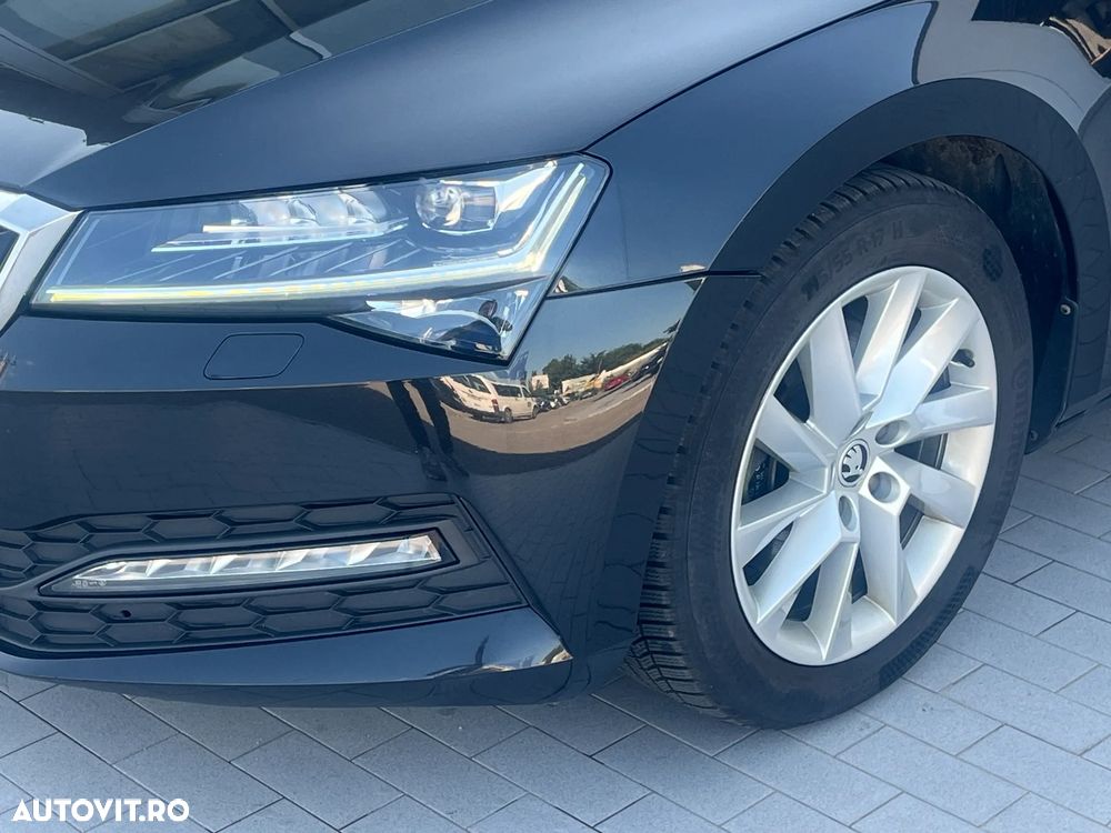 Skoda Superb 2.0 TDI Ambition - 4