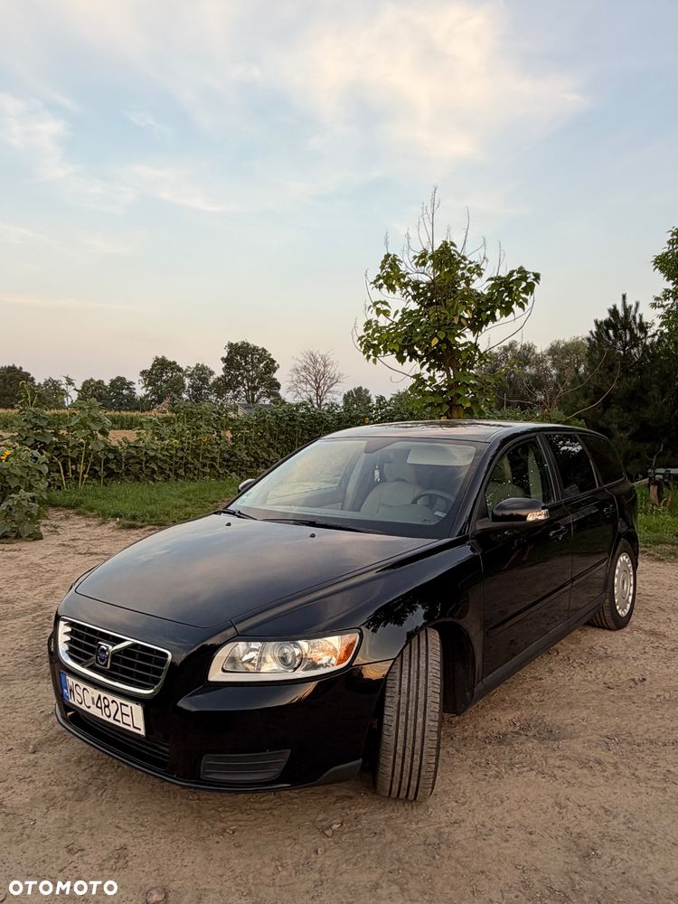 Volvo V50 - 1