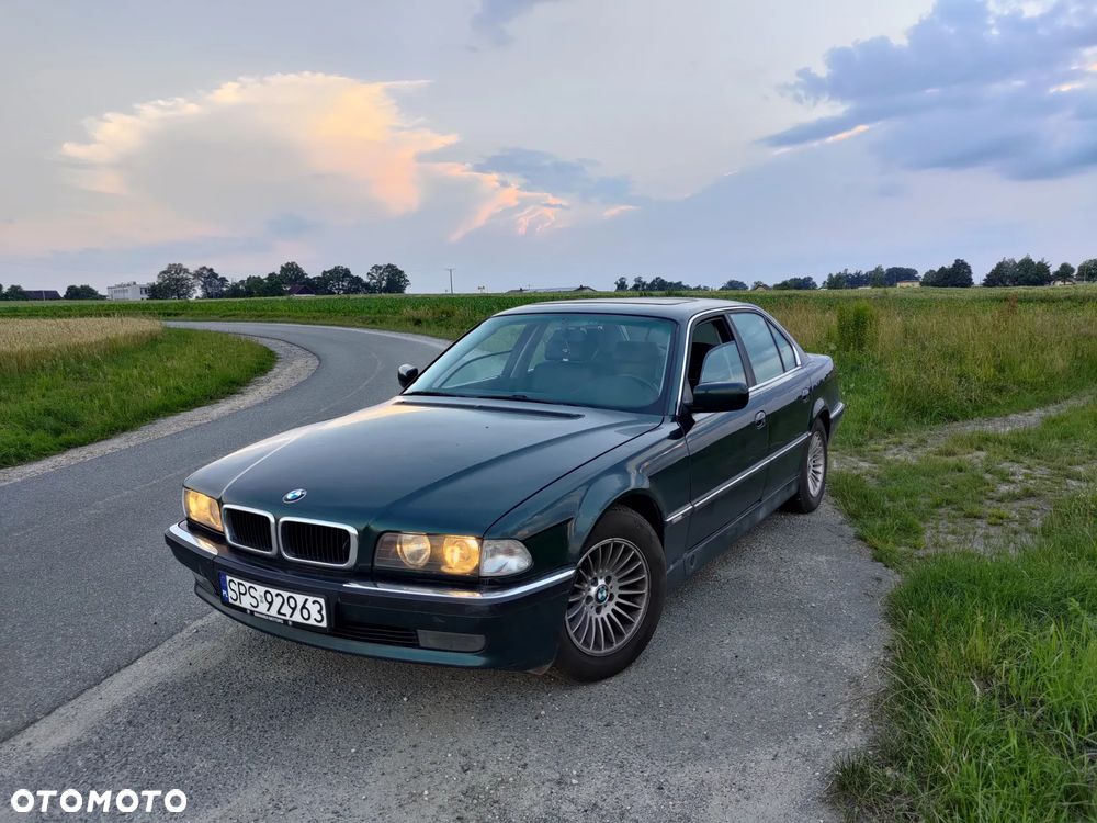 BMW Seria 7 - 2