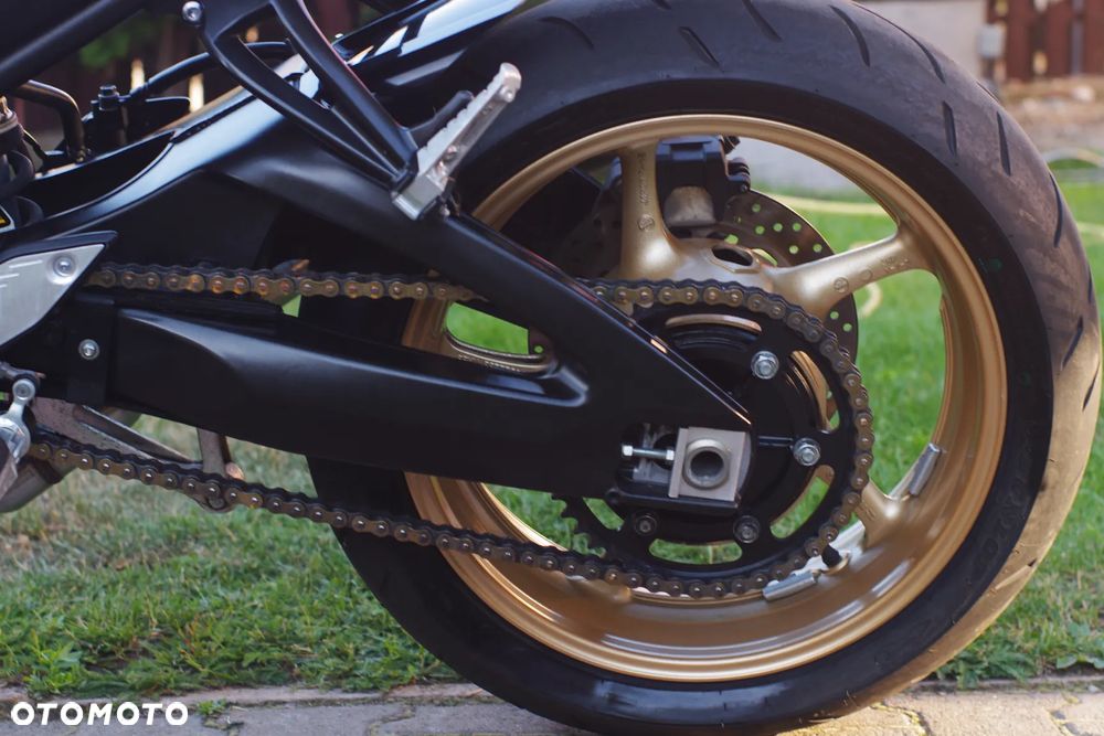 Yamaha XTZ - 24