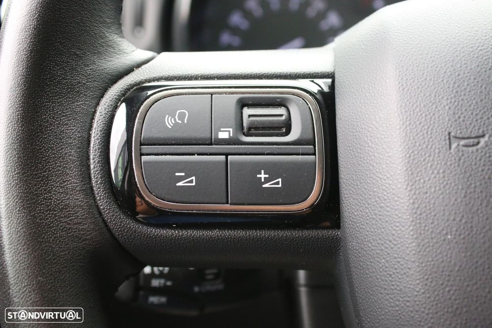 Citroën C3 1.2 PureTech Shine EAT6 - 25