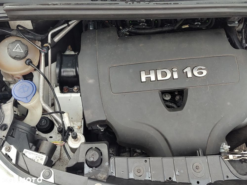 Peugeot 3008 - 18