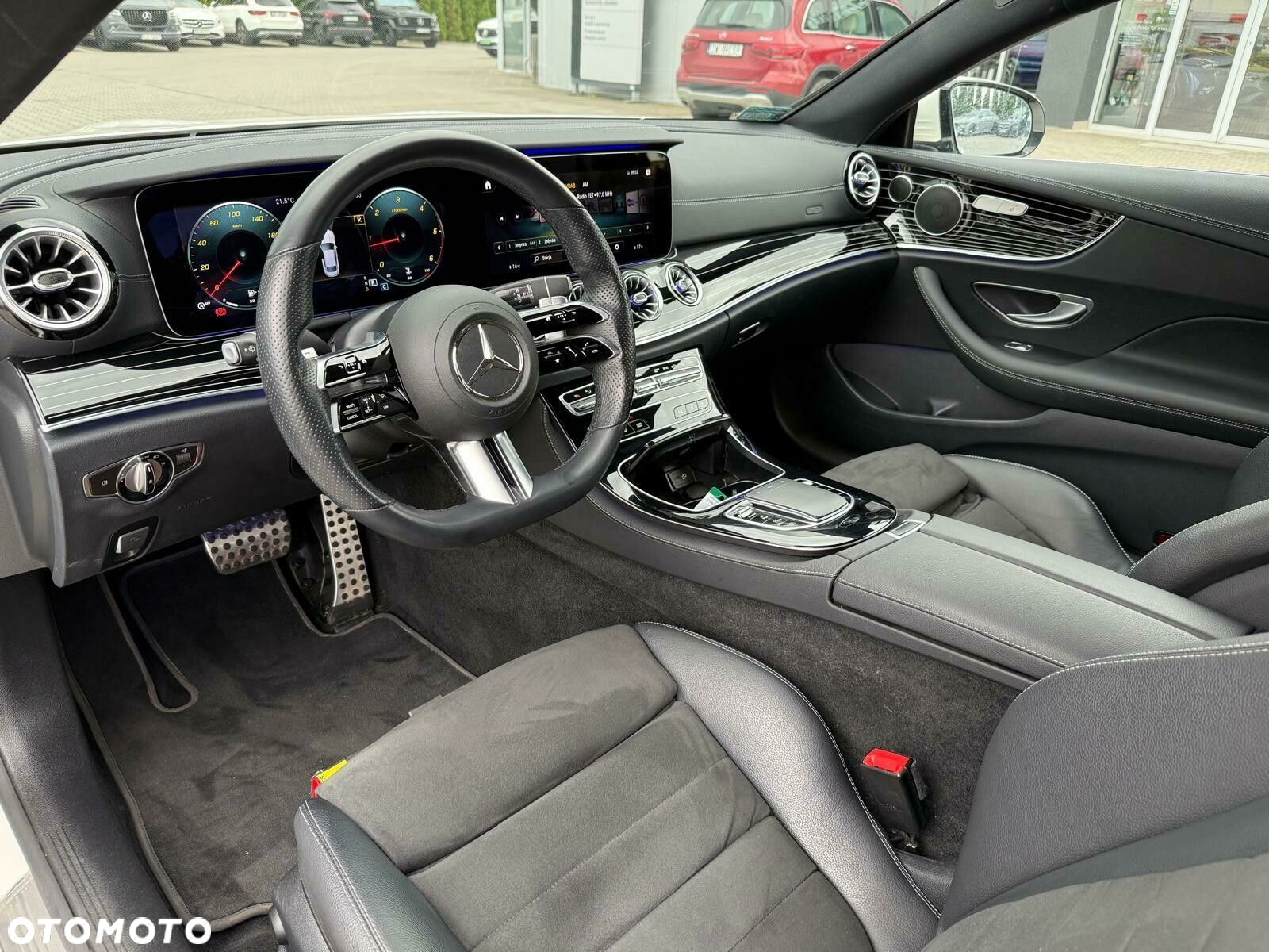 Mercedes-Benz Klasa E 220 d Coupe 4-Matic AMG - 11