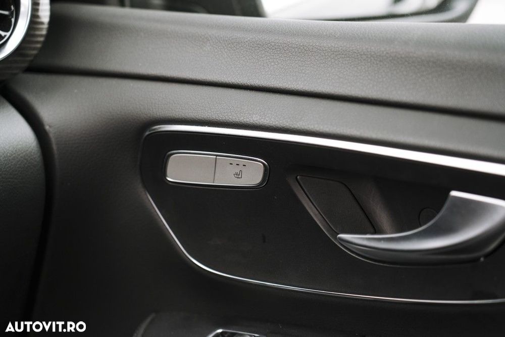 Mercedes-Benz V - 33