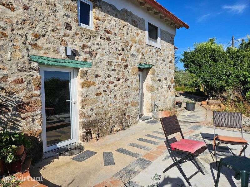 Lindo apartamento T1 para aluguer no inverno - Grande imagem: 2/7