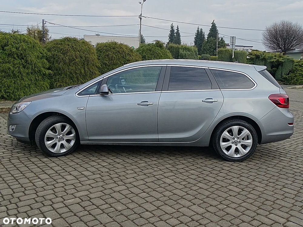 Opel Astra 1.4 Turbo Cosmo - 9