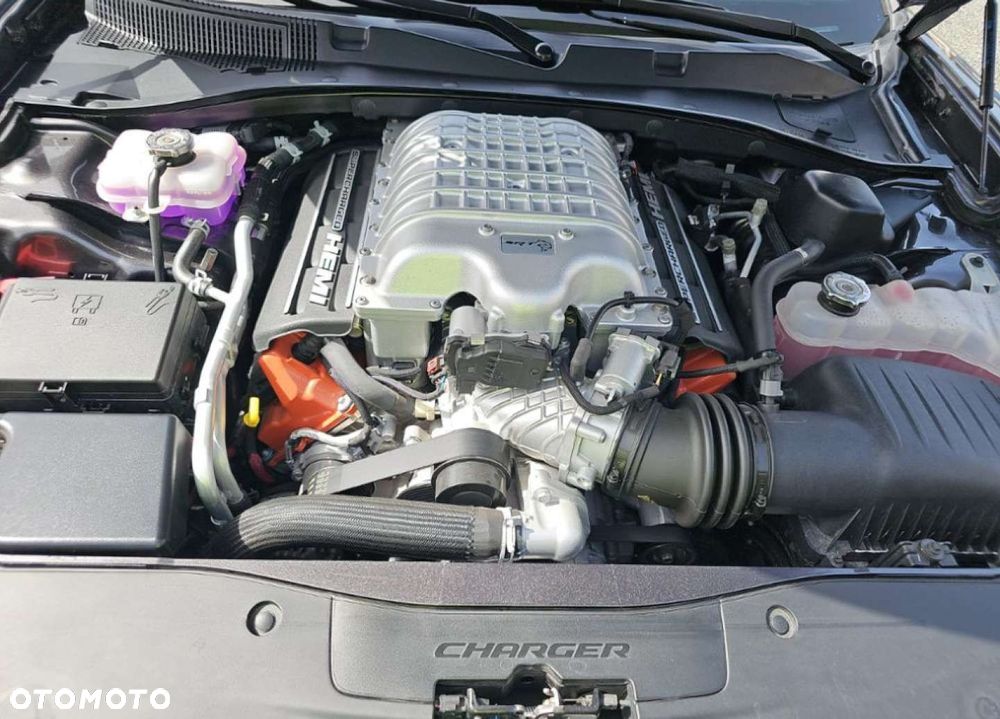 Dodge Charger - 8