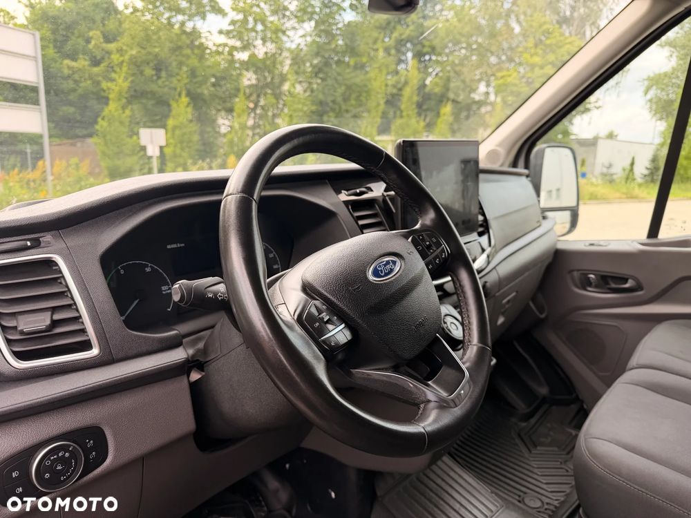 Ford E-Transit - 21