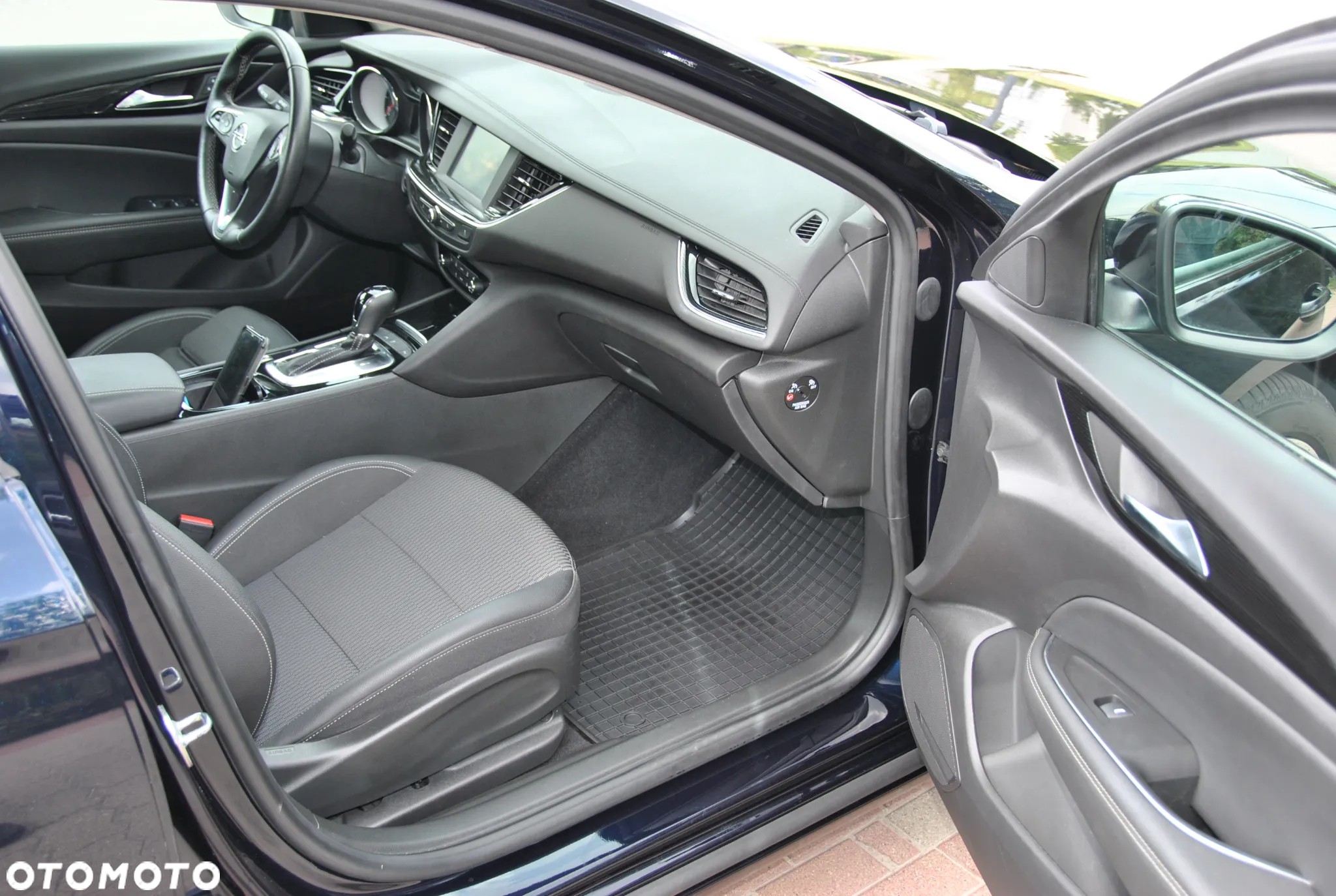 Opel Insignia 1.5 T Innovation S&S - 33