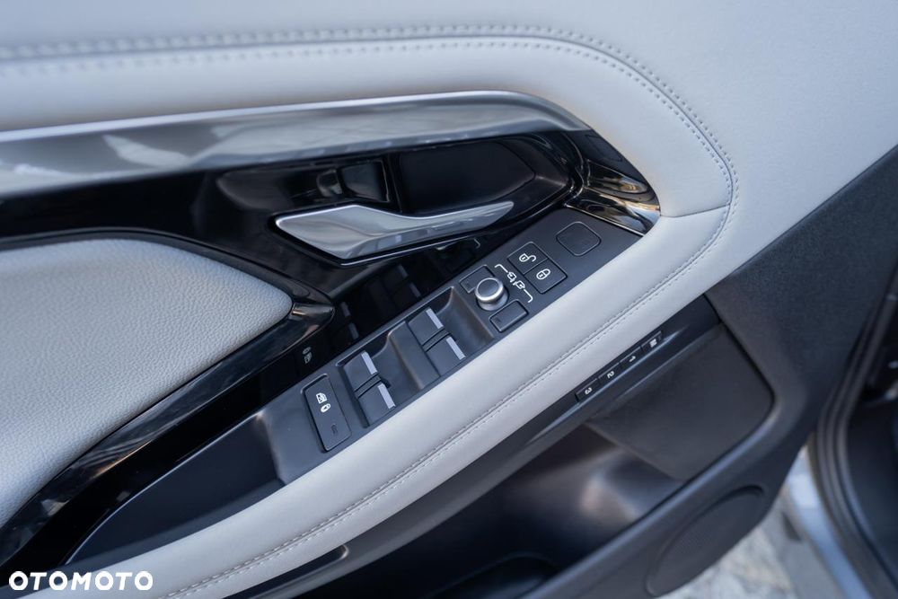 Land Rover Range Rover Evoque P250 R-Dynamic - 30