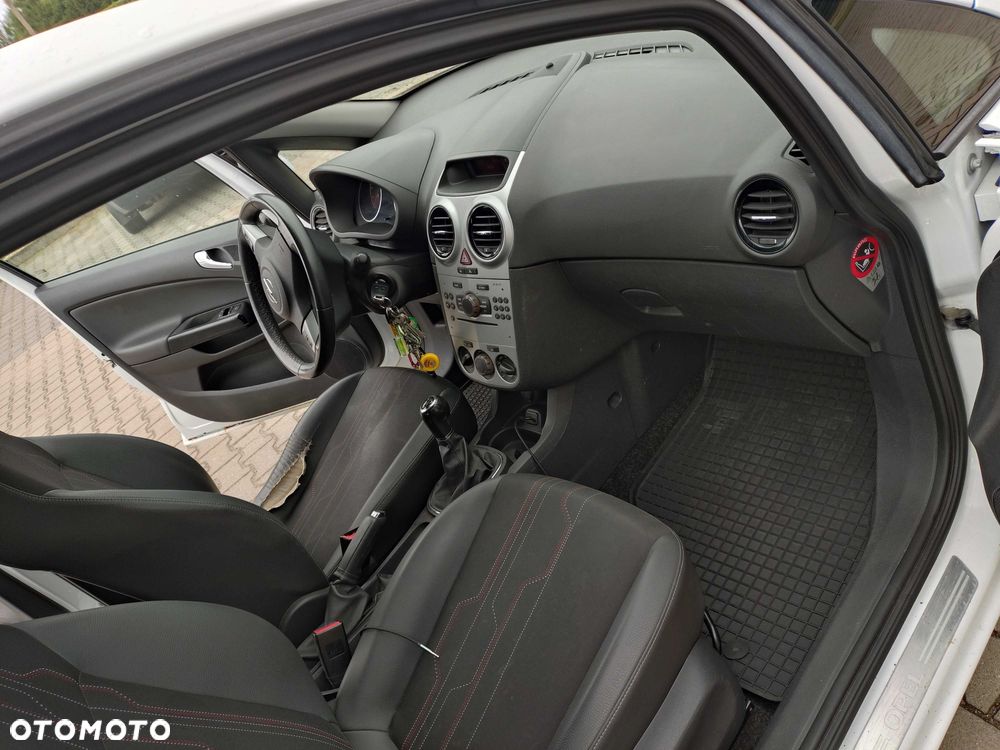 Opel Corsa - 8