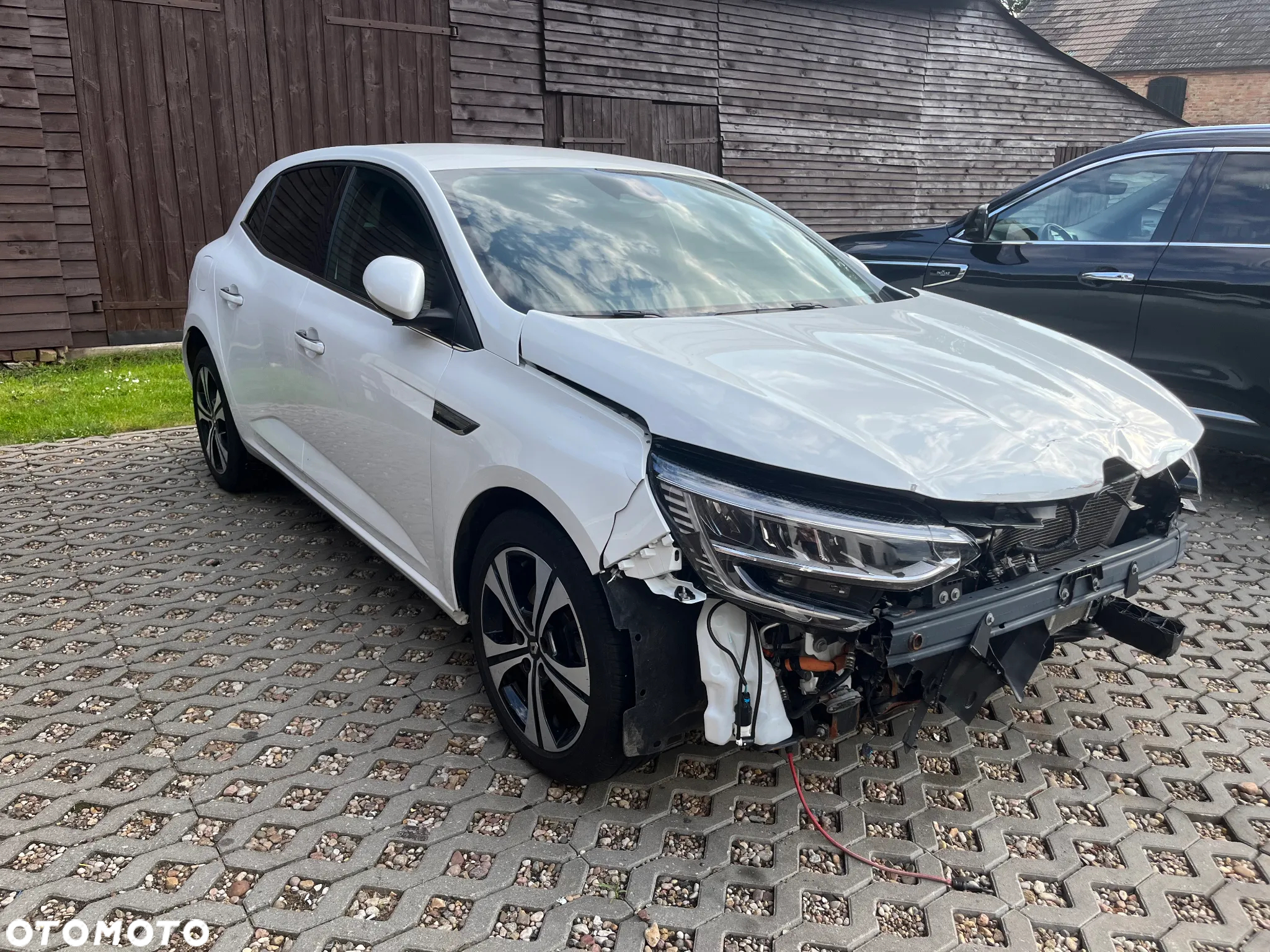 Renault Megane Grandtour E-TECH Plug-in 160 R.S LINE - 2