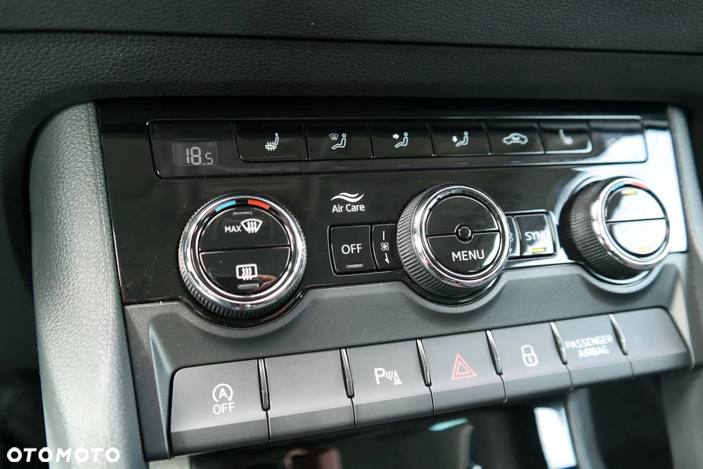 Skoda Karoq 1.5 TSI ACT Style DSG - 30