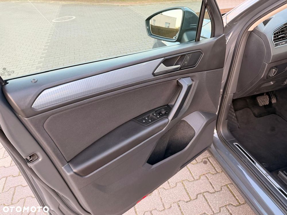 Volkswagen Tiguan 2.0 TDI SCR 4MOTION BlueMotion Technology DSG Exclusive - 14