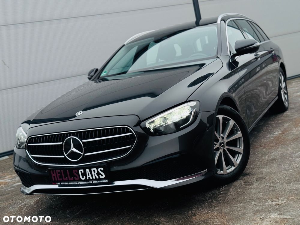 Mercedes-Benz Klasa E 200 9G-TRONIC Exclusive - 17