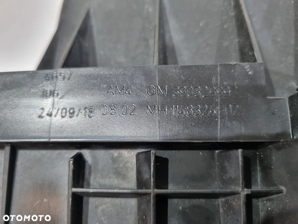 OPEL CORSA E  OBUDOWA FILTRA POWIETRZA 39032999 13427552 - 5
