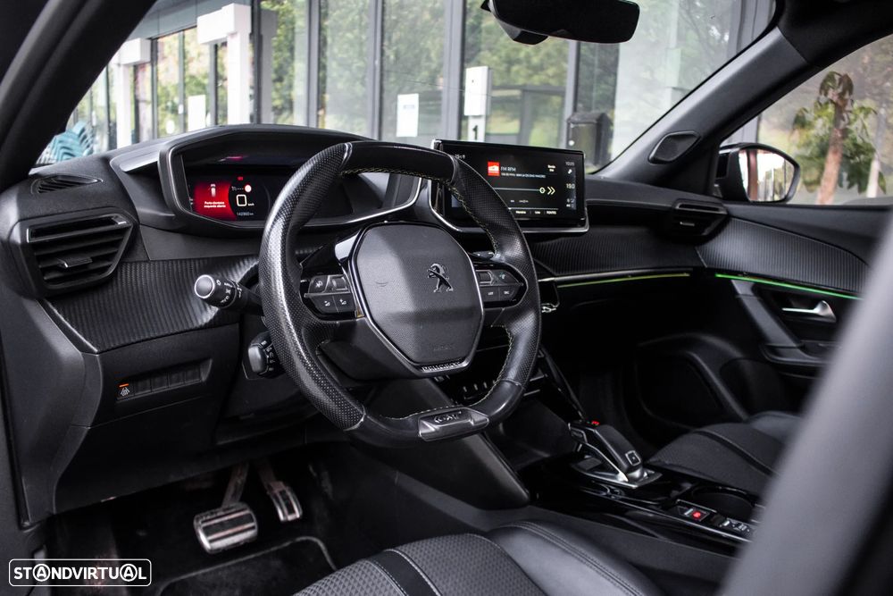 Peugeot 2008 1.5 BlueHDi GT EAT8 - 23