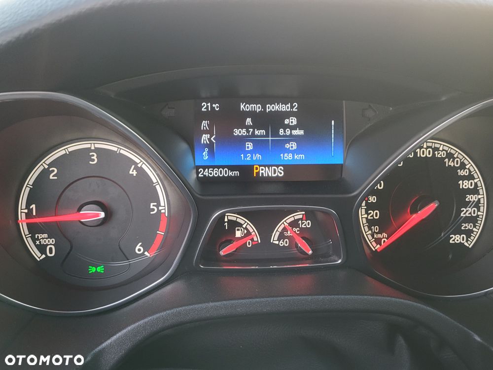 Ford Focus 2.0 TDCi ST-2 PowerShift - 19