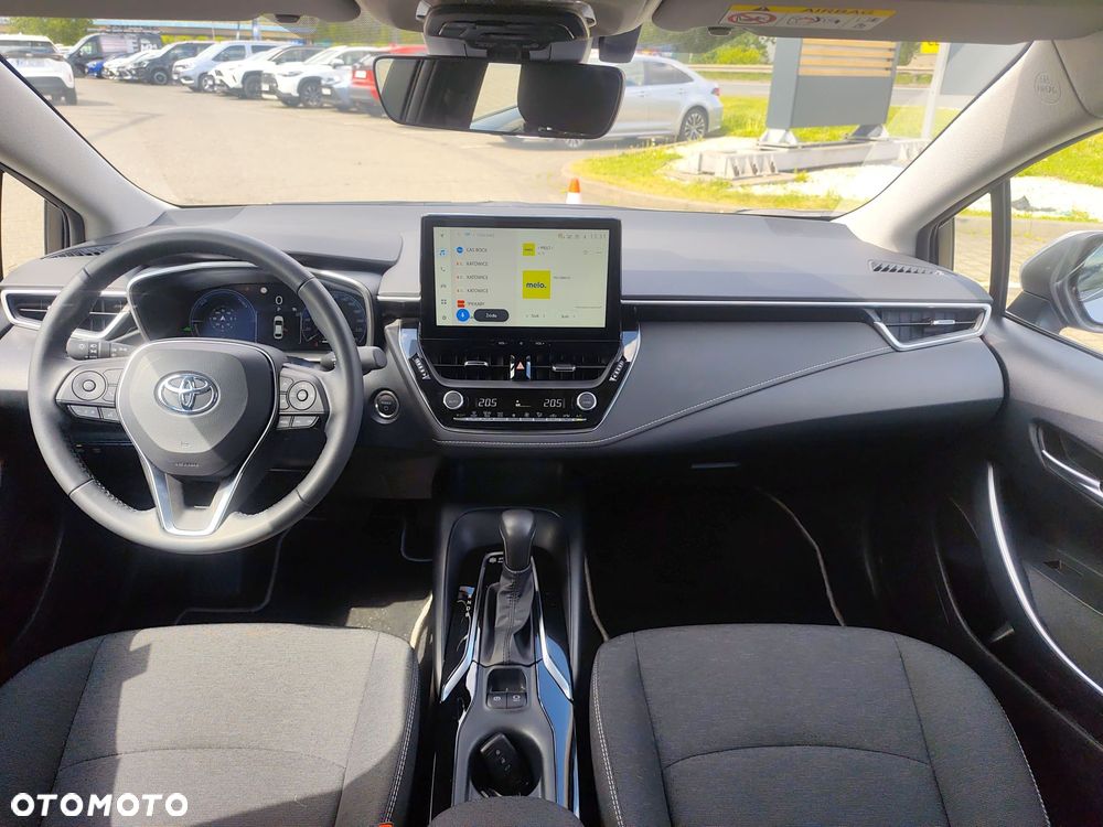 Toyota Corolla 1.8 Hybrid Comfort - 12