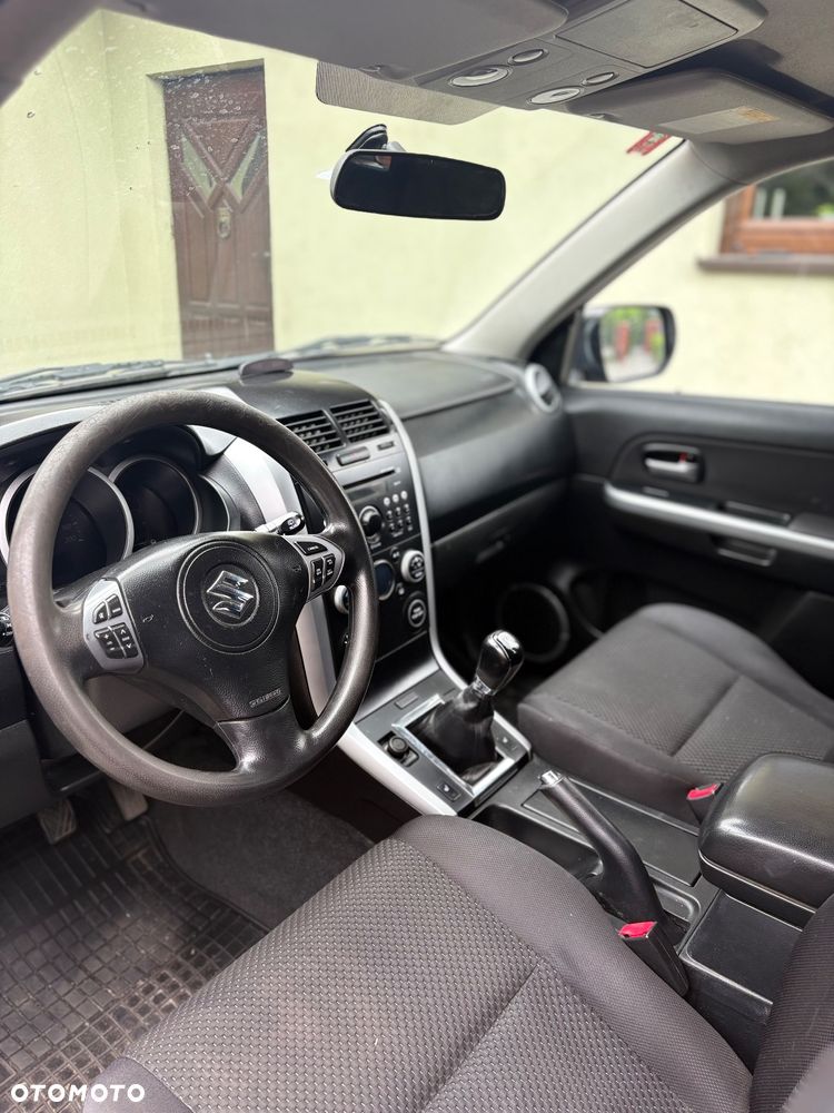 Suzuki Grand Vitara 1.9 DDiS Comfort - 7