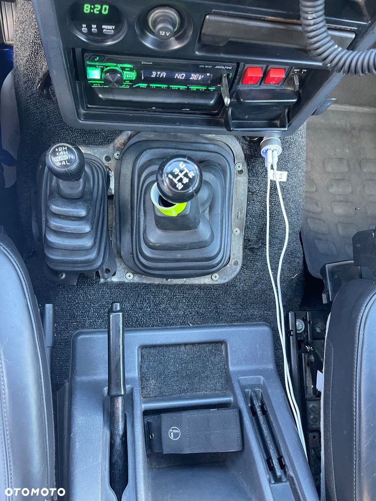 Nissan King Cab - 11