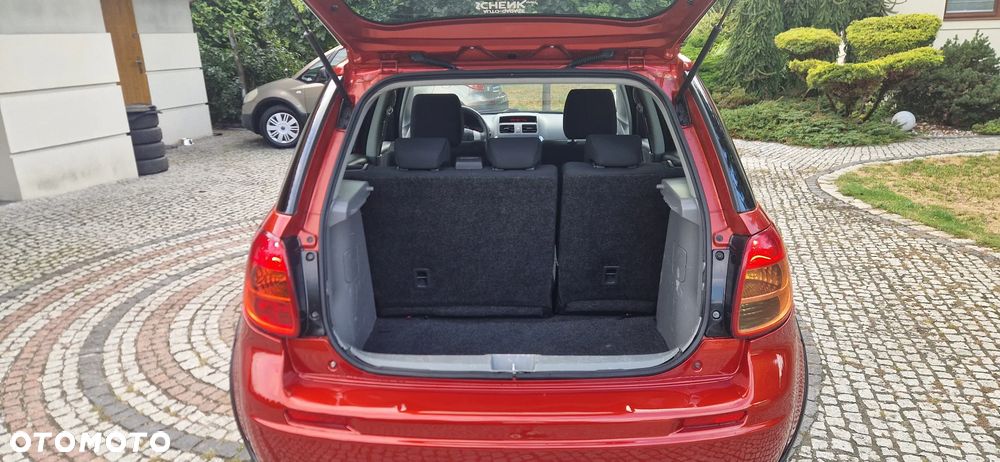 Suzuki SX4 1.6 VVT 4x4 Comfort - 14
