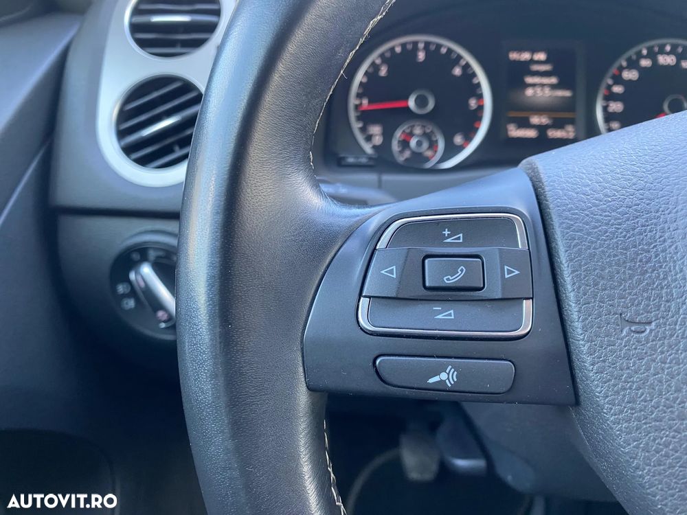 Volkswagen Tiguan - 22