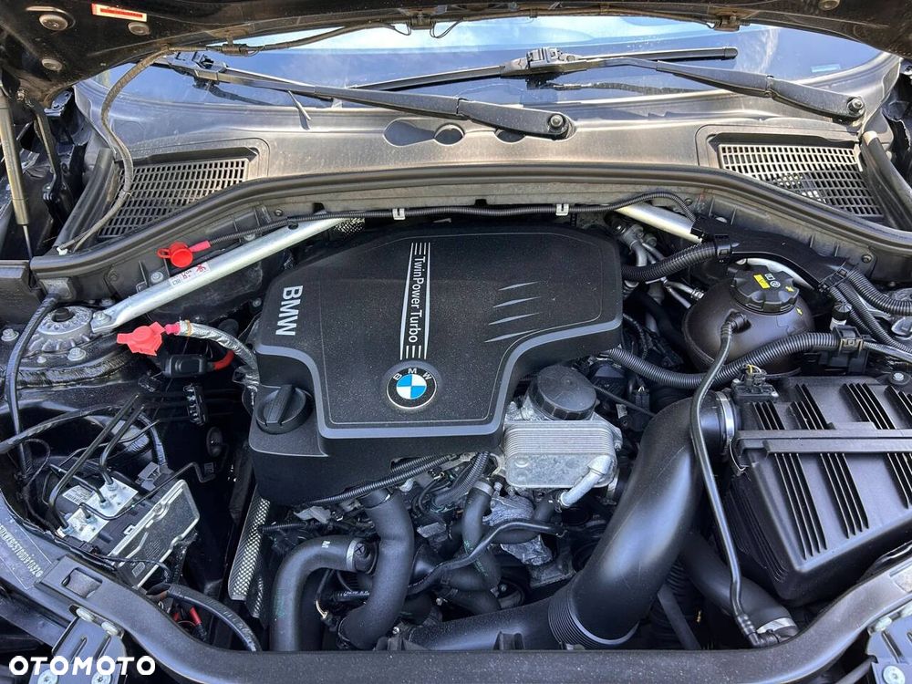 BMW X3 xDrive28i xLine - 12