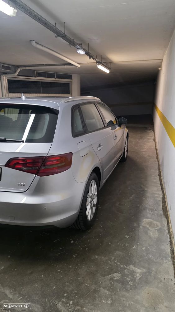 Audi A3 Sportback 2.0 TDI - 13