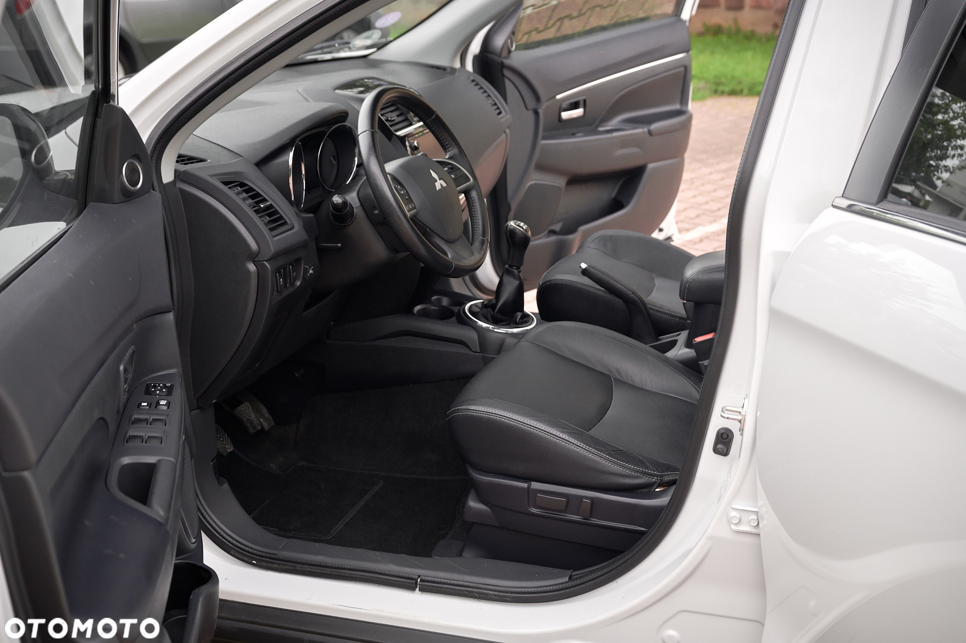 Mitsubishi ASX - 20