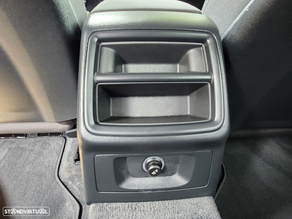 Audi A4 Avant 40 TDI S line S tronic - 60