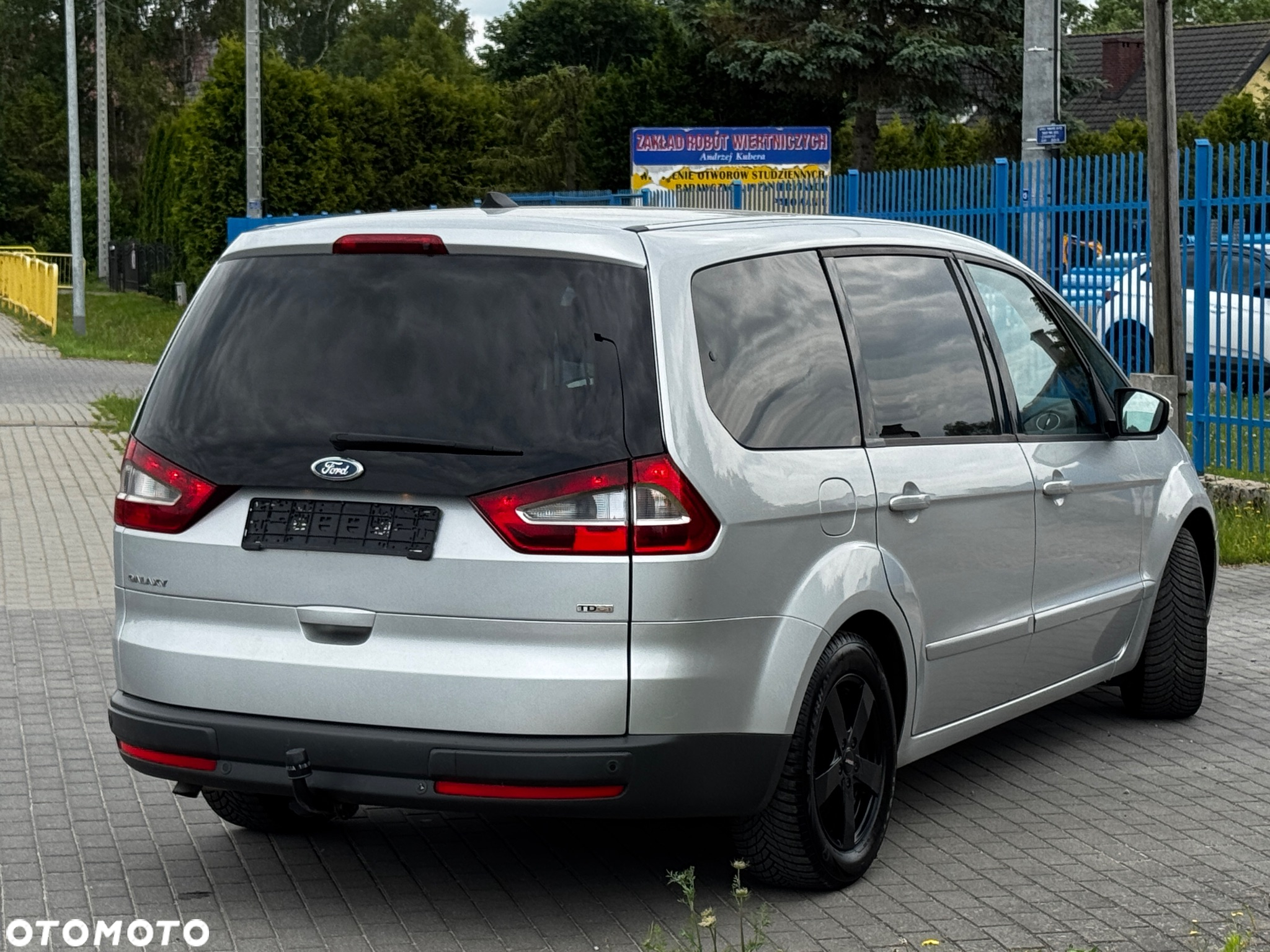 Ford Galaxy 2.0 TDCi DPF Ghia - 9