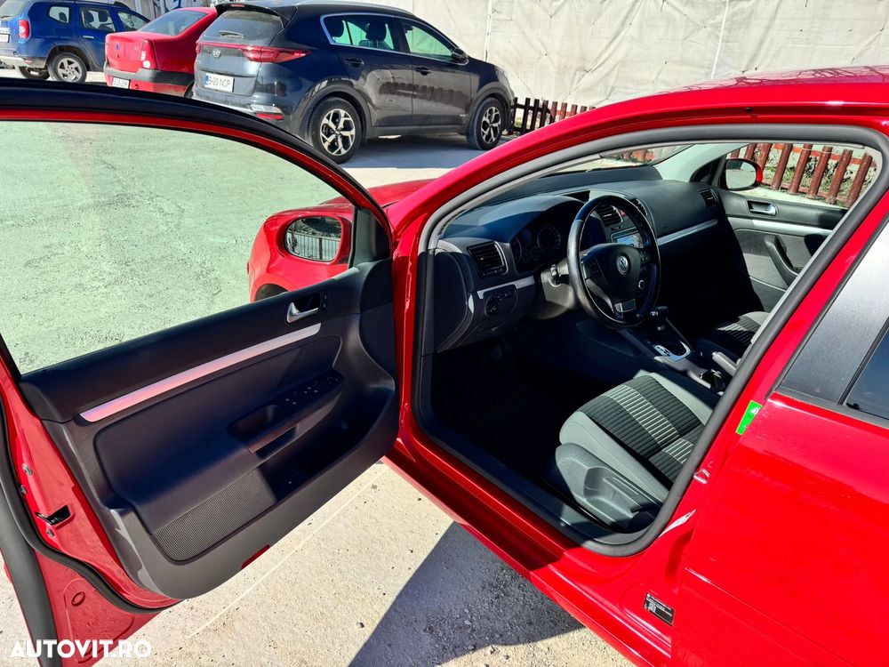 Volkswagen Golf 1.4 TSI DSG United - 5