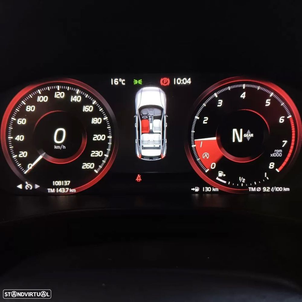 Volvo XC 40 1.5 T2 Momentum Core - 18