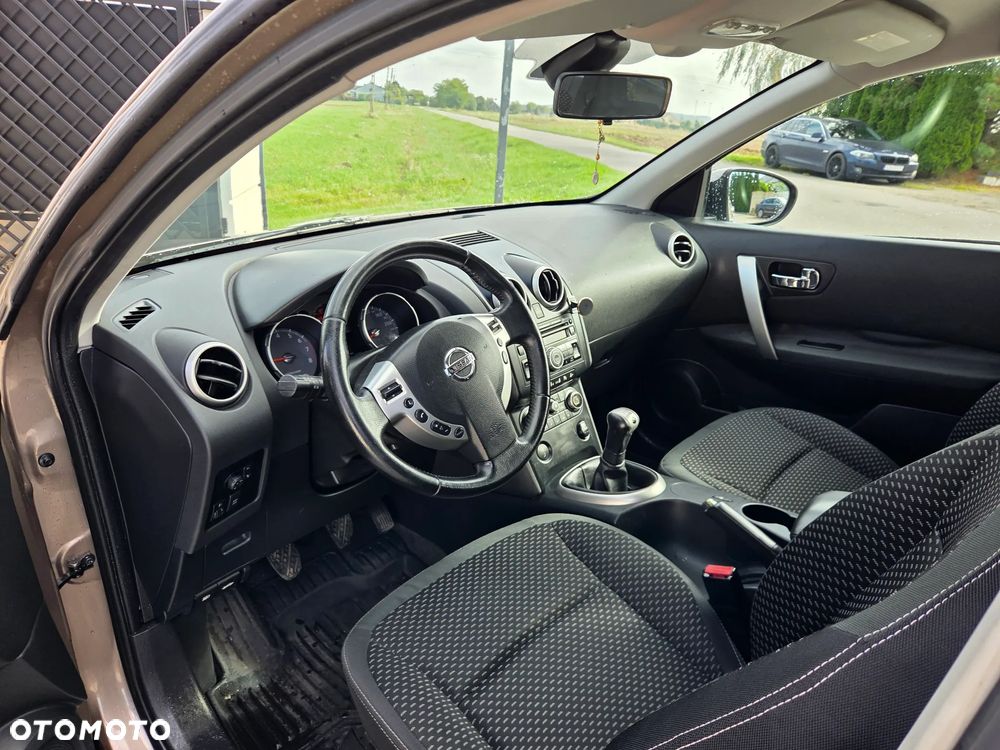 Nissan Qashqai - 15