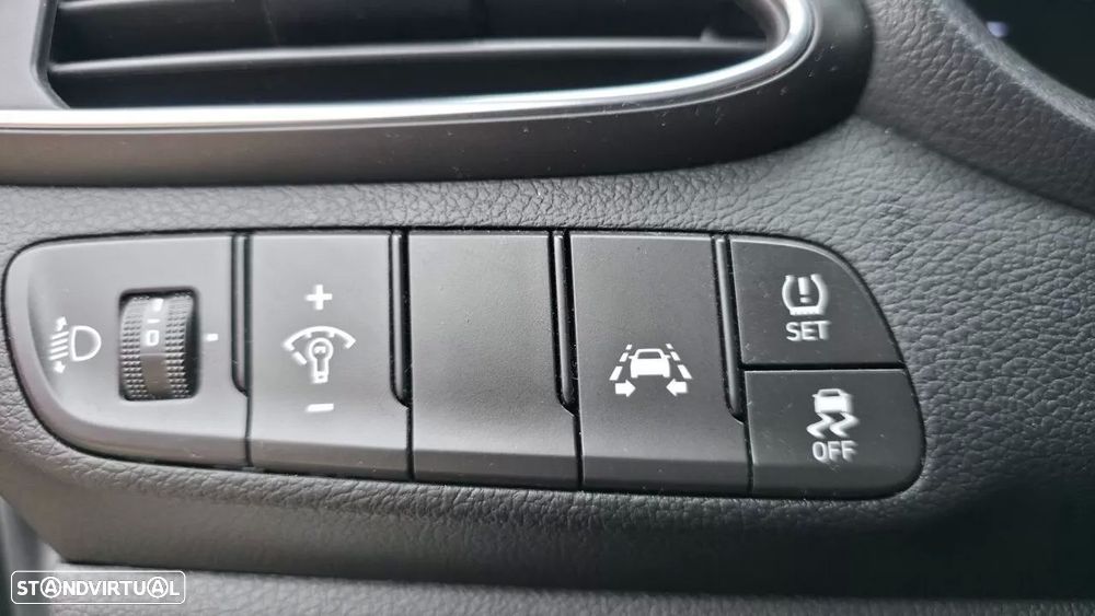 Hyundai i30 Fastback 1.0 T-GDI Style - 19