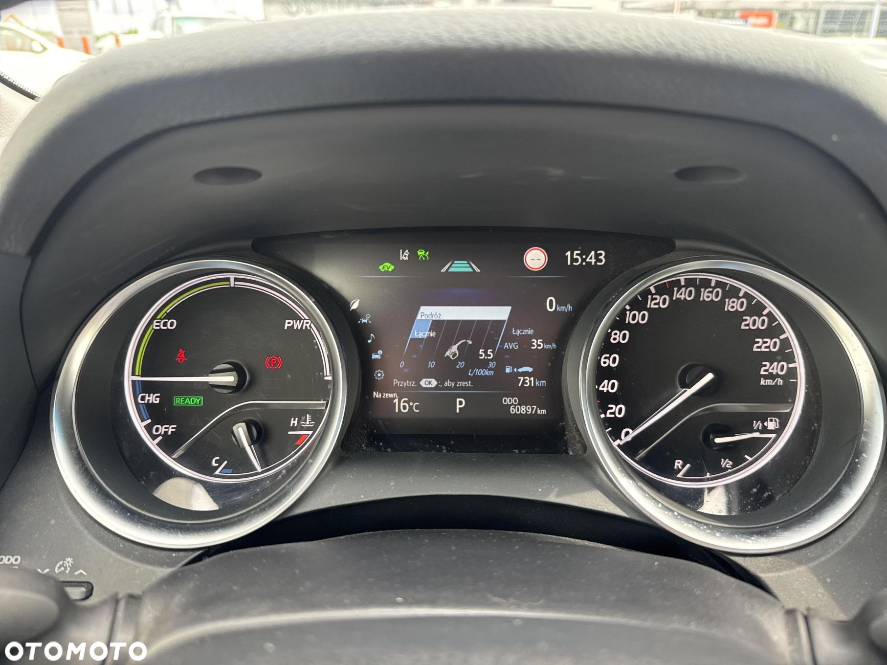 Toyota Camry - 11