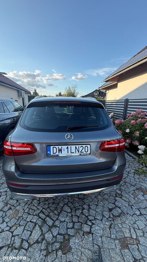 Mercedes-Benz GLC - 6